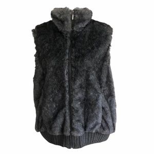 Fuda Charcoal Gray Faux Fur And Knit Vest Size Juniors XL NEW